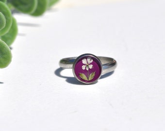 Pressed Flower Ring, Stainless Steel Ring, Queen Anne's Lace Ring, Red Ring, Silver Ring, Wildflower Ring, Pressed Flower Ring
