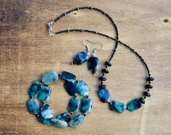 rustic agate gemstone beaded jewelry set / statement necklace / dangle earrings / beaded bracelet / gift for her / handmade jewelry set