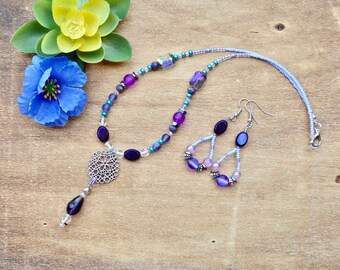 purple beaded jewelry set / beaded necklace / beaded earrings / crystal jewelry / gift for her / gifts for her / handmade jewelry