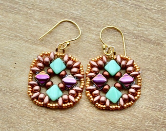 pendientes boho colgantes con cuentas de oro y cobre - joyas hechas a mano - pendientes con cuentas - pendientes de oro - regalo para mamá - regalo para ella