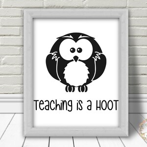 Uil hoot SVG, onderwijs is een hoot SVG, school SVG, leraar shirt, school shirt, gesneden bestand, vector bestand, Cricut ontwerpruimte, Silhouette Studio afbeelding 8