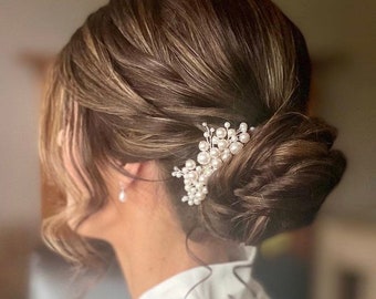Gwen Pearl Hair Comb, Wedding Hair Accessories, Bridal Hairpiece, Bride, Tiara, Hairvine, Bridesmaid, Vintage,
