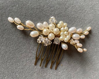Marged Pearl Comb, Wedding hair comb, Bridal Comb, hair adornment, hairpiece, vine, Tiara, side clip,