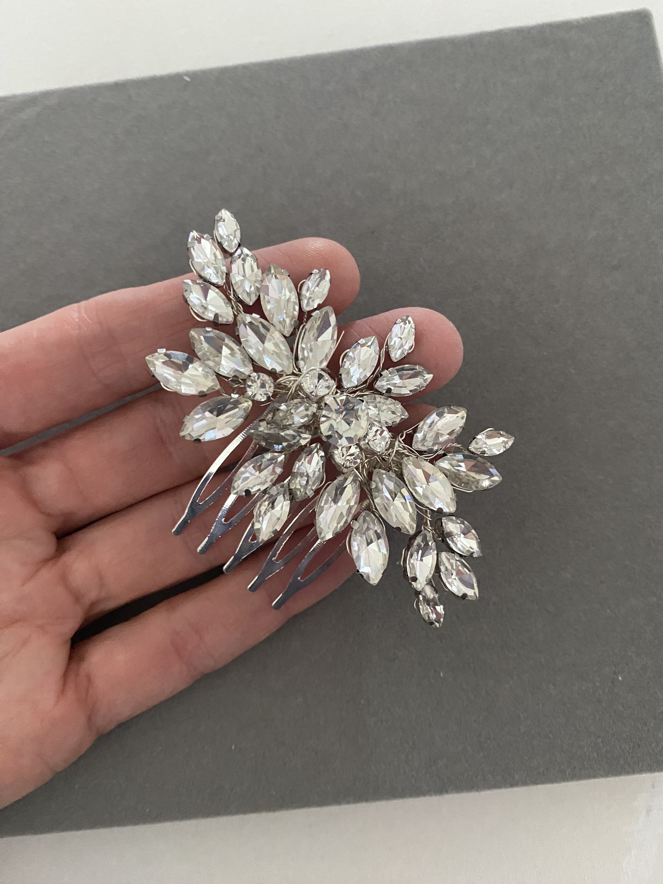 Zoestar Vite Porta Accessori Per Capelli Da Sposa – Fiori, Perle E Foglie – Colore Argento - 5