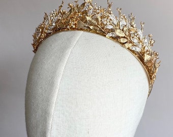 Sorcha Handmade Golden Leaf Crystal Bridal Crown: Wedding Headband