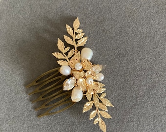 Arian Gold Bridal Hair Comb, Wedding Hair Accessories, Bride Hairpiece, Bridesmaid, Hair Jewellery, Hairvine, Tiara, Hair clip