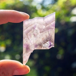 Auralite-23 Crystal (Canadian Chevron Amethyst) : 18 gram Unpolished Slice