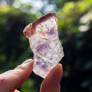 Auralite-23 Crystal (Canadian Chevron Amethyst) : 16 gram Polished Slice