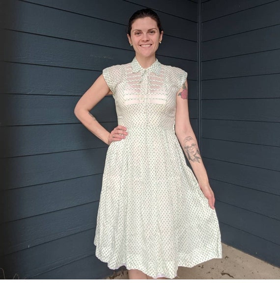 Vintage 1940s/50s Floral Dress