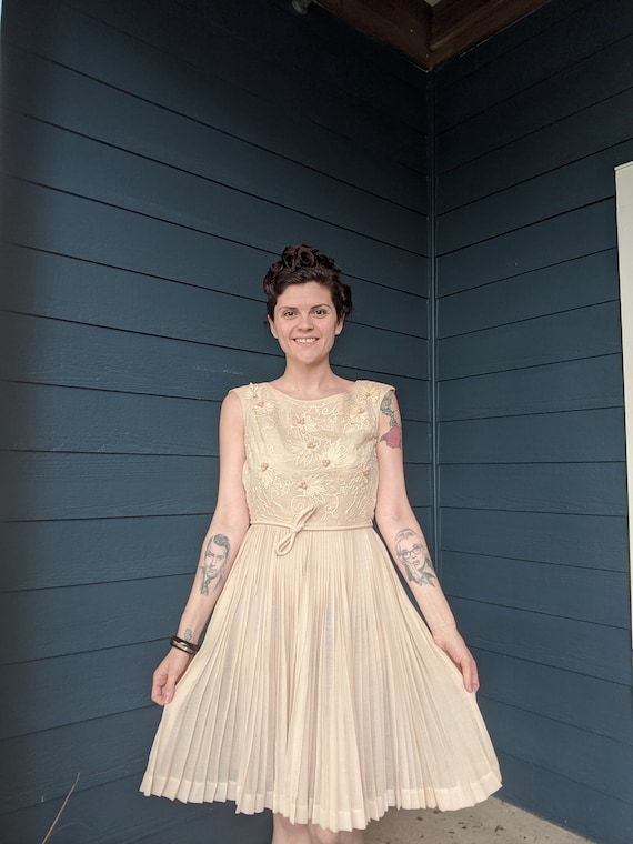 Vintage Carlye Linen Dress
