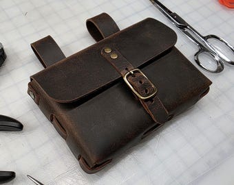 Leather Belt Pouch for Renaissance Faire, Camping, Hiking - Crazy Horse Brown Leather - Large Pouch