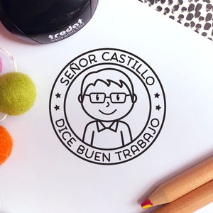 Personalized Mini Self-Inking Spanish Teacher Stamp | Custom Face Stamp for Educators | Teacher Appreciation Gift
