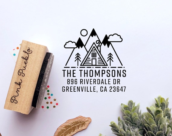 Mountain Cabin Return Address Stamp, Round Address Stamp with a Cabin in the Mountains