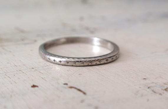 Art Deco 1920s Orange Blossom Platinum Wedding Band, Vintage 1927 Flower Pattern Eternity Ring