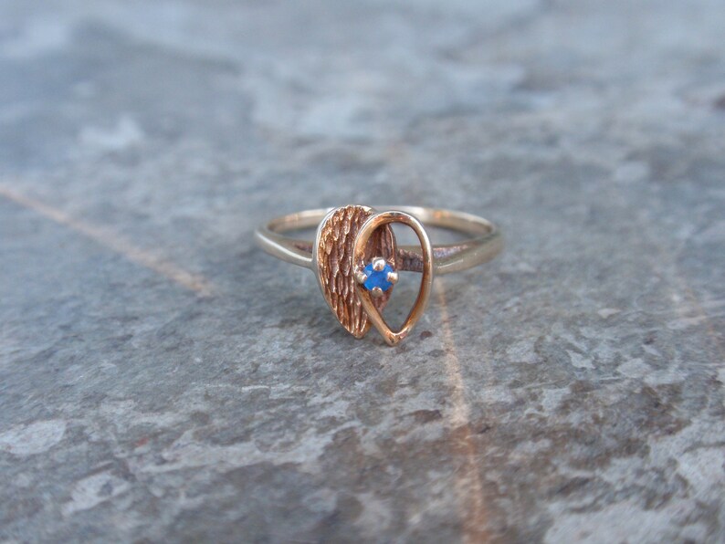 Heart Shape Blue Spinel Ring 10k September Birthstone 1970s Womens Yellow Gold Ladies Promise Free Form Sapphire Cobalt Cornflower