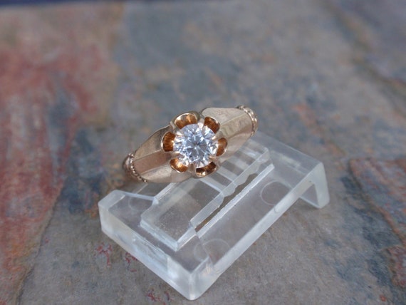 Victorian White Topaz Buttercup Ring, Antique Bel… - image 4