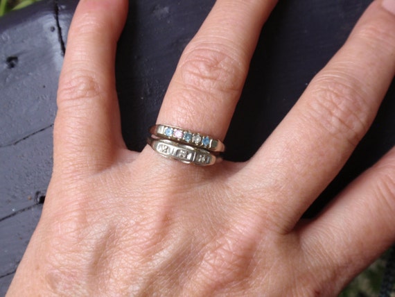 Mothers ring wedding band deals