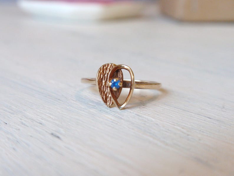 Heart Shape Blue Spinel Ring 10k September Birthstone 1970s Womens Yellow Gold Ladies Promise Free Form Sapphire Cobalt Cornflower