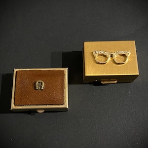 Genuine "Aigner" pill box and one other, two vintage mid century small boxes, pull box / snuff box
