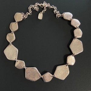Collier de créateur français, collier bijouterie fantaisie Dider Thebaud vintage des années 1990, Il etail une Fois, tour de cou de créateur de collection Paris