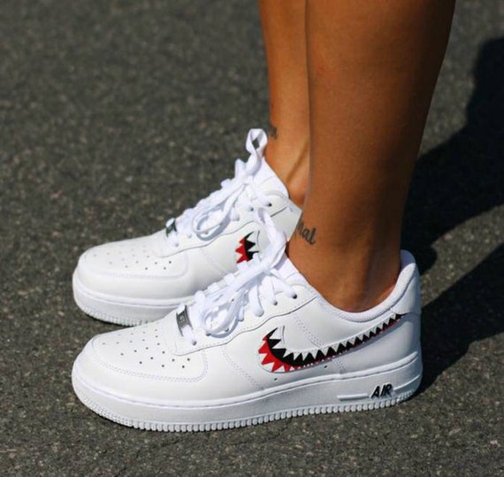 nike shark