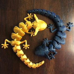 Flexi Fidget Axolotl - Articulated, 3D Printed, Toy, Gift, Fidget Stim, Pocket Pet, Multiple Colors