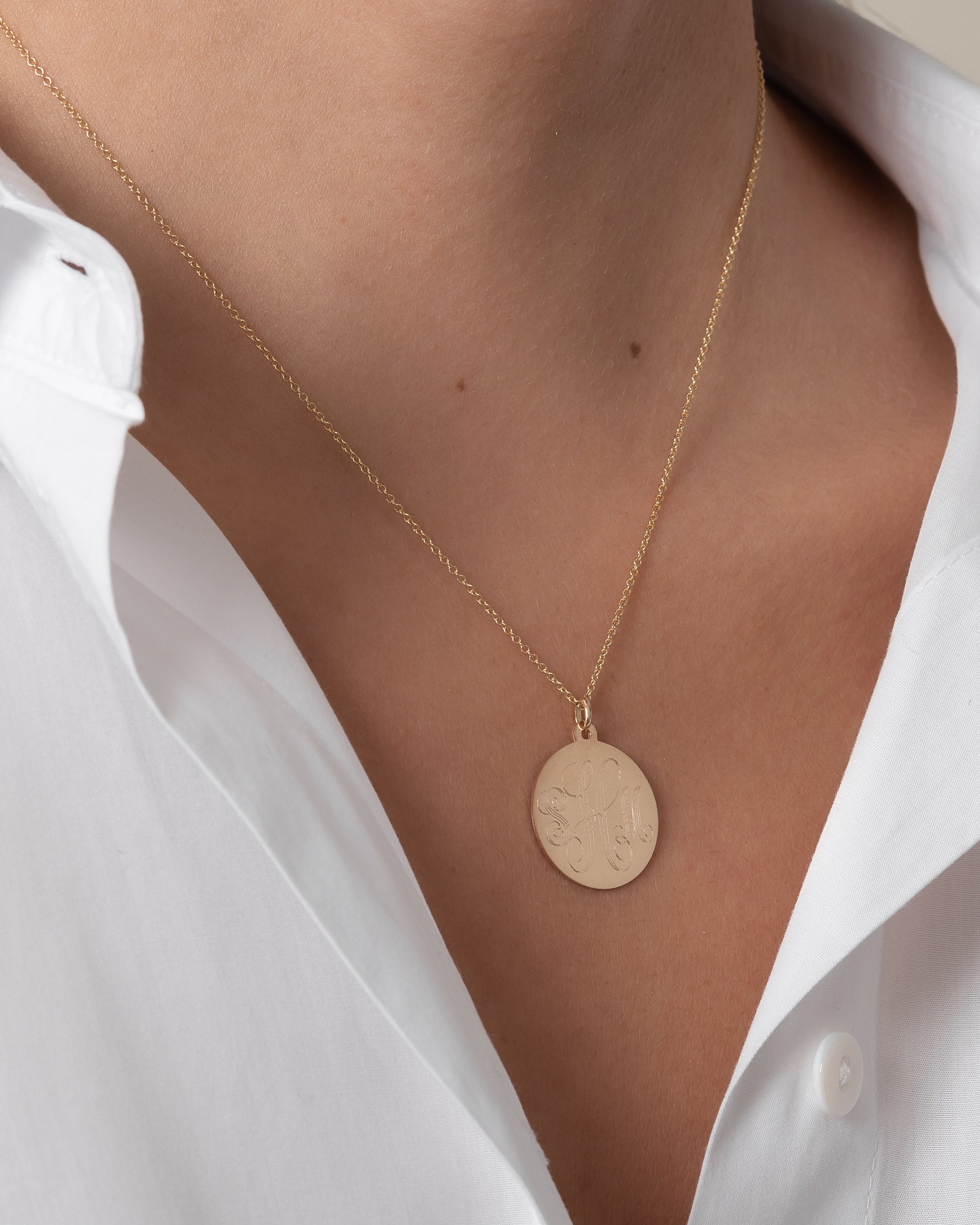 14k Gold Large Disc Pendant Necklace Etsy
