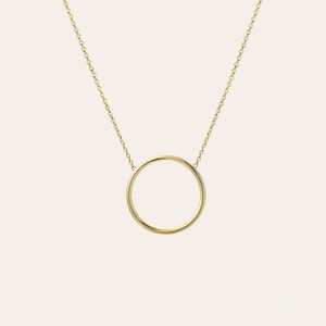 14k Gold Circle Necklace