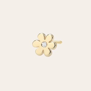 14k Gold Tiny Flower with Diamond Stud Earring