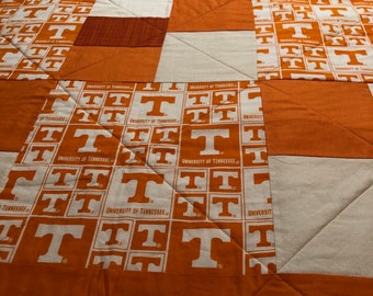 University of Tennesse Handmade Quilt- Tennesse volunteers
