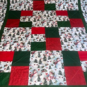 Handmade Christmas Patchwork Quilt: Country Farm Decor