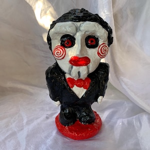 Jigsaw parody gnome, solid garden gnome, decoration, 10 inches, 3lb movie figure, Horror, Saw, Gartenzwerg