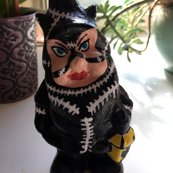 Catwoman parody, Gnome, garden gnome 6 inches, 14cm, inspired by DC Comics, Batman