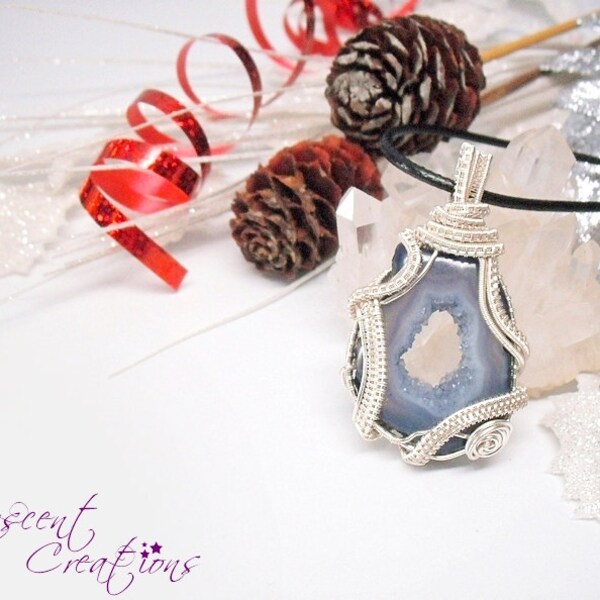 OOAK wire wrap druzy blue Agate slice necklace, geode agate pendant, silver colored copper, black leather necklace, unique women necklace