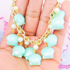 Pretty Pearl and Shell Charm Bracelet