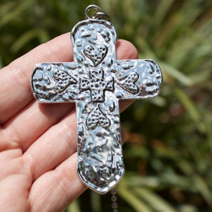 HAMMERED METAL CROSS Fan Pull | Cross Fan Light Pull | Religious Home Decor | Christian Home | Church Office | Cross | Silver Cross