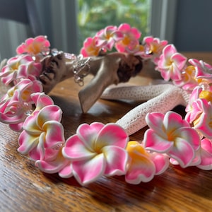 Hawaiian Lei Car Charm | Car Accessory | Rearview Mirror Charm | Hawaiian Car Accessory | Hawaiian Lei | Hawaiian Lei Necklace | Hula Girl