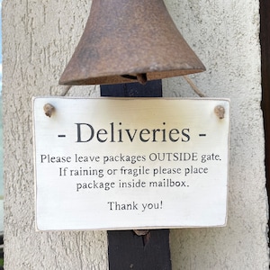 Personalized Delivery Sign. Please Leave Packages Inside Gate.