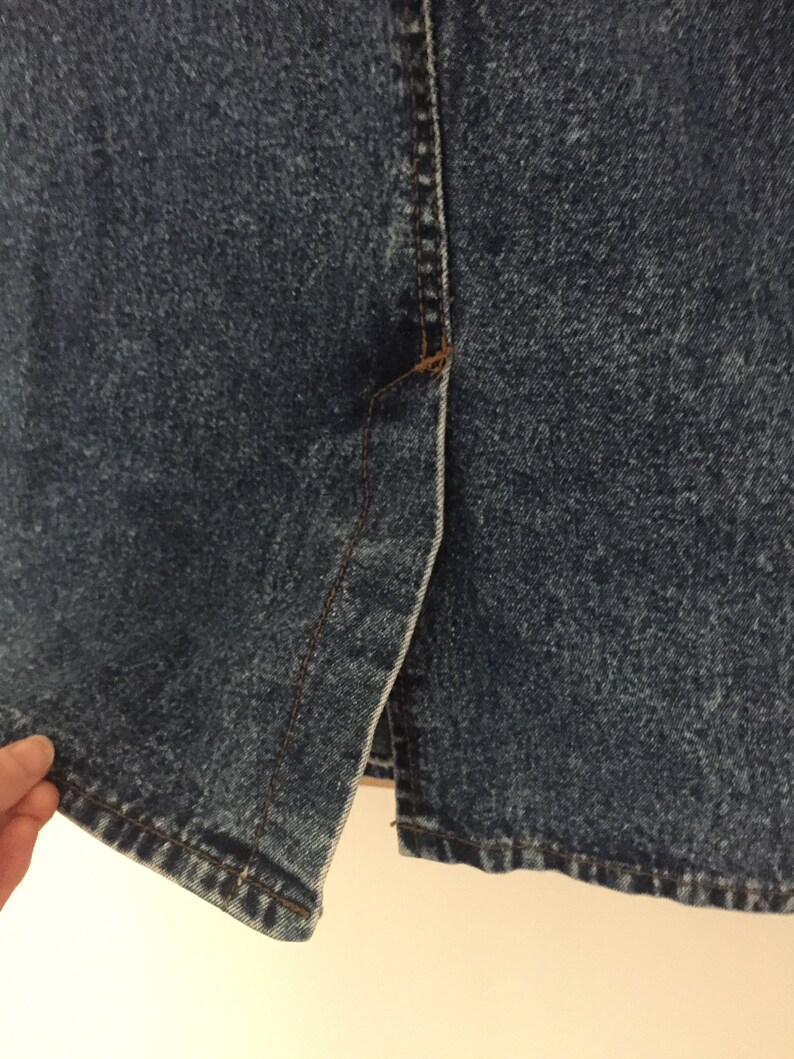 tight fitted denim skirt