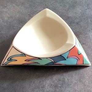 Petit plat/Astra Rosenthal Studio Line signé par Dorothy Hafner.   Kleine Schale / Aschenbecher aus der Rosenthal Studio-Linie, signiert