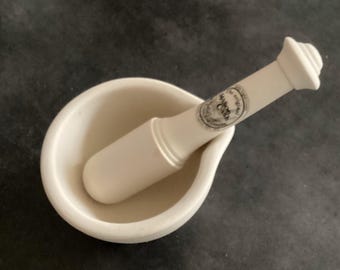 Pilon et mortier Mason Cash d'origine. Originele Mason Cash-stamper.