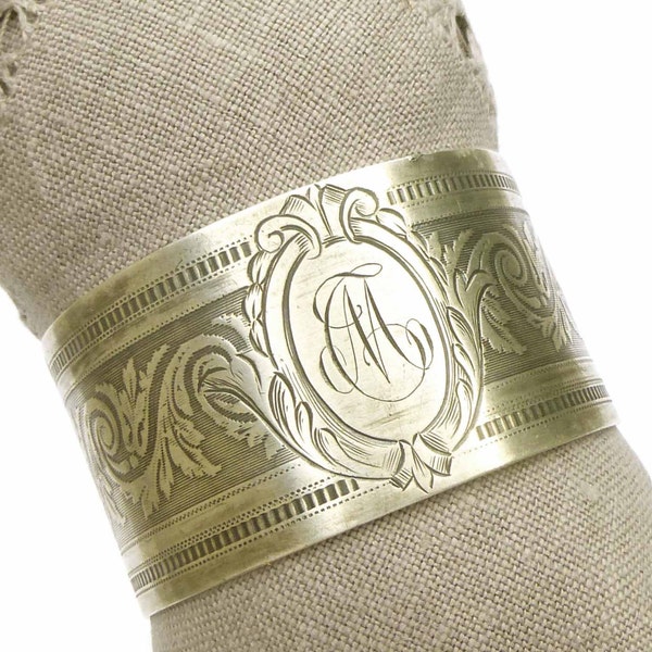 Old, silver napkin ring solid punch Minerva - rich décor serious encrypted Medallion Louis XVI - Collection gift - initials TM