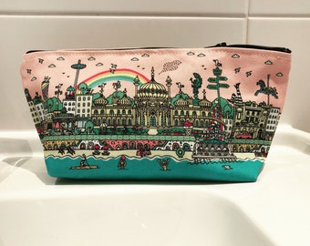 Bolsa de maquillaje de Brighton, estuche colorido con el paisaje urbano de Brighton