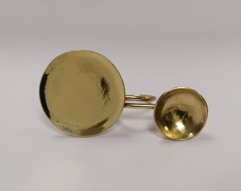 Maxi minimalist gold brass ring. Two floating disc Sculpture Statement ring.