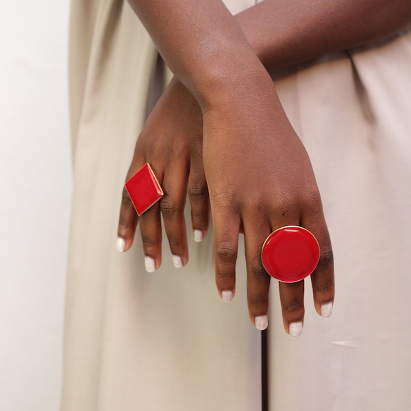 Grosse bague en émail tendance, grosse bague de cocktail rouge, bague en émail or et rouge pour femme