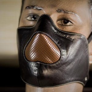 Motorcycle mask black/brown holler&hood Classic Thunderbird model Authentic sportswear Made in France Built for speed !!