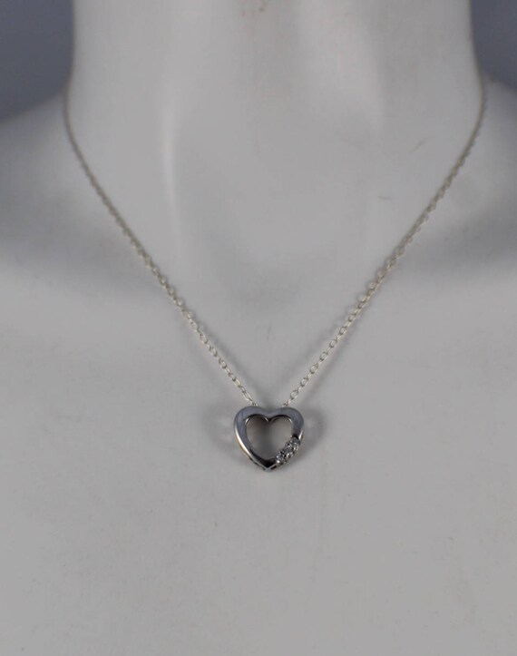 ネックレス・ペンダント VERY VINTAGE COLORLESS SILVER HEART PENDANT NECKLACE VERY VINTAGE COLORLESS SILVER HEART PENDANT NECKLACE