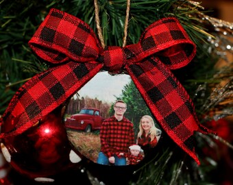 Custom Photo Ornament, Wood Slice Ornament, Buffalo Plaid Ornament, Rustic Decor, Christmas Ornament, Wooden Ornament, Ornament with Picture