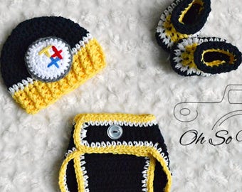 Handmade - Pittsburgh Steelers Football Baby Crochet hat, diaper cover, booties outfit, photo prop. 100% cotton.