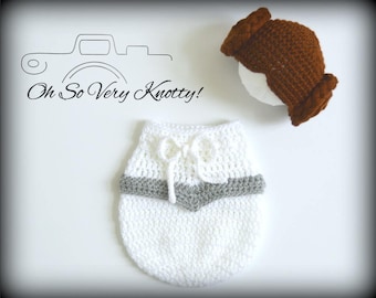 Star Wars Princess Leia inspired Handmade Crochet Newborn Baby Outfit/Photo Prop Hat and Swaddle Sack Costume. Available in Newborn and 0-3m